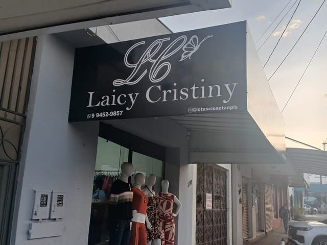 Fachada com Cobertura - Foco Brasil Toldos Anápolis