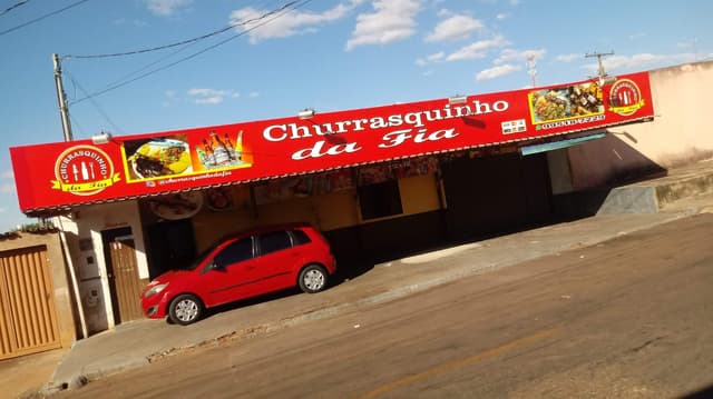 Fachada Lona Vermelha - Foco Brasil Toldos Anápolis