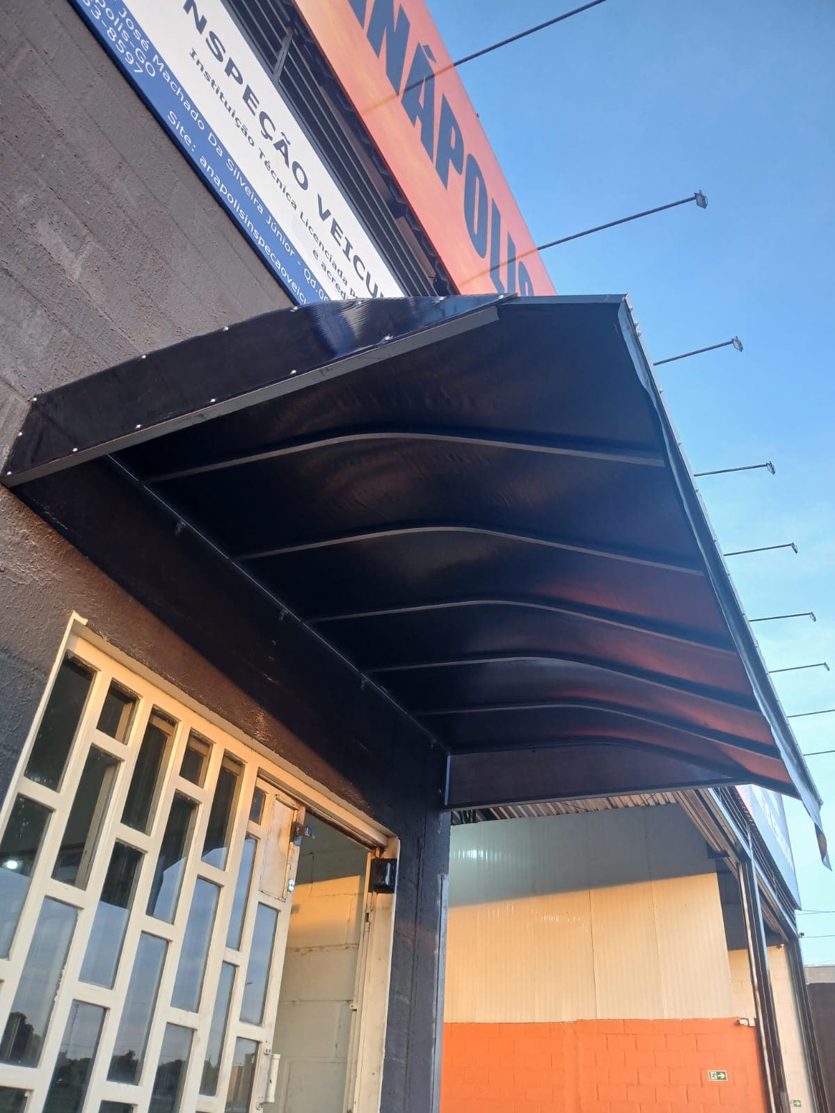 Toldo Cobertura Preto Fundo - Foco Brasil Toldos Anápolis